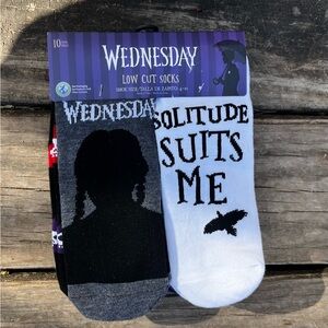 MGM NEW WEDNESDAY THEMED SOCKS 10 PAIRS OF LOW CUT SOCKS